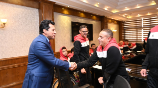 وزير الرياضة يستقبل منتخب السلة للكراسي المتحركة تحت 23 عامًا ويشيد بأدائهم وروحهم القتالية
