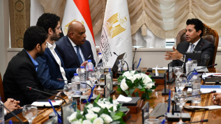 وزير الشباب يبحث تفعيل الرقمنة المالية والإدارية بمراكز الشباب