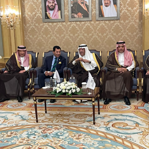 وزير الشباب يصل الرياض للمشاركة في منتدى الاستثمار الرياضي SIF*