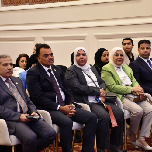 وزيرا الشباب والرياضة والبيئة يفتتحا المعرض العربي للاستدامة