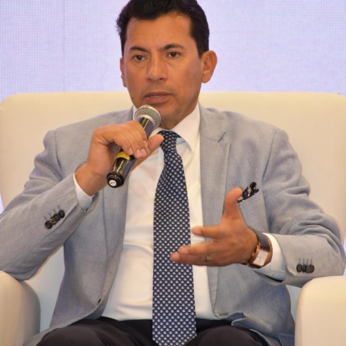 وزيرا الشباب والرياضة والبيئة يفتتحا المعرض العربي للاستدامة