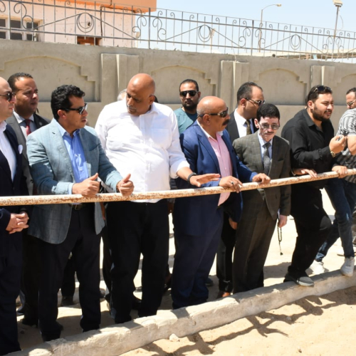 وزير الشباب ومحافظ بني سويف يتفقدون الأنشطة والمشروعات داخل مركز التنمية الشبابية