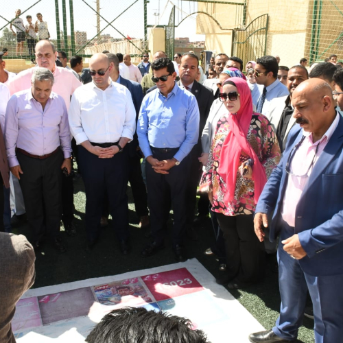 وزير الشباب والرياضة يفتتح حمام سباحة نصف أولمبي وملعب خماسي بمركز شباب مدينة ناصر