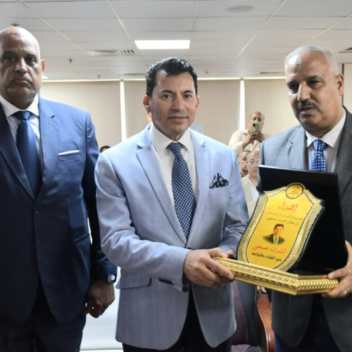 وزير الشباب والرياضة يشهد قرعة دوري مراكز الشباب لمحافظة الجيزة في نسخته الحادية عشرة