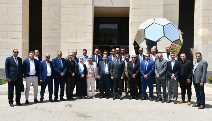 وزير الشباب والرياضة يلتقي مسؤولي مشروع القوافل التعليمية في نسخته الثانية عشرة