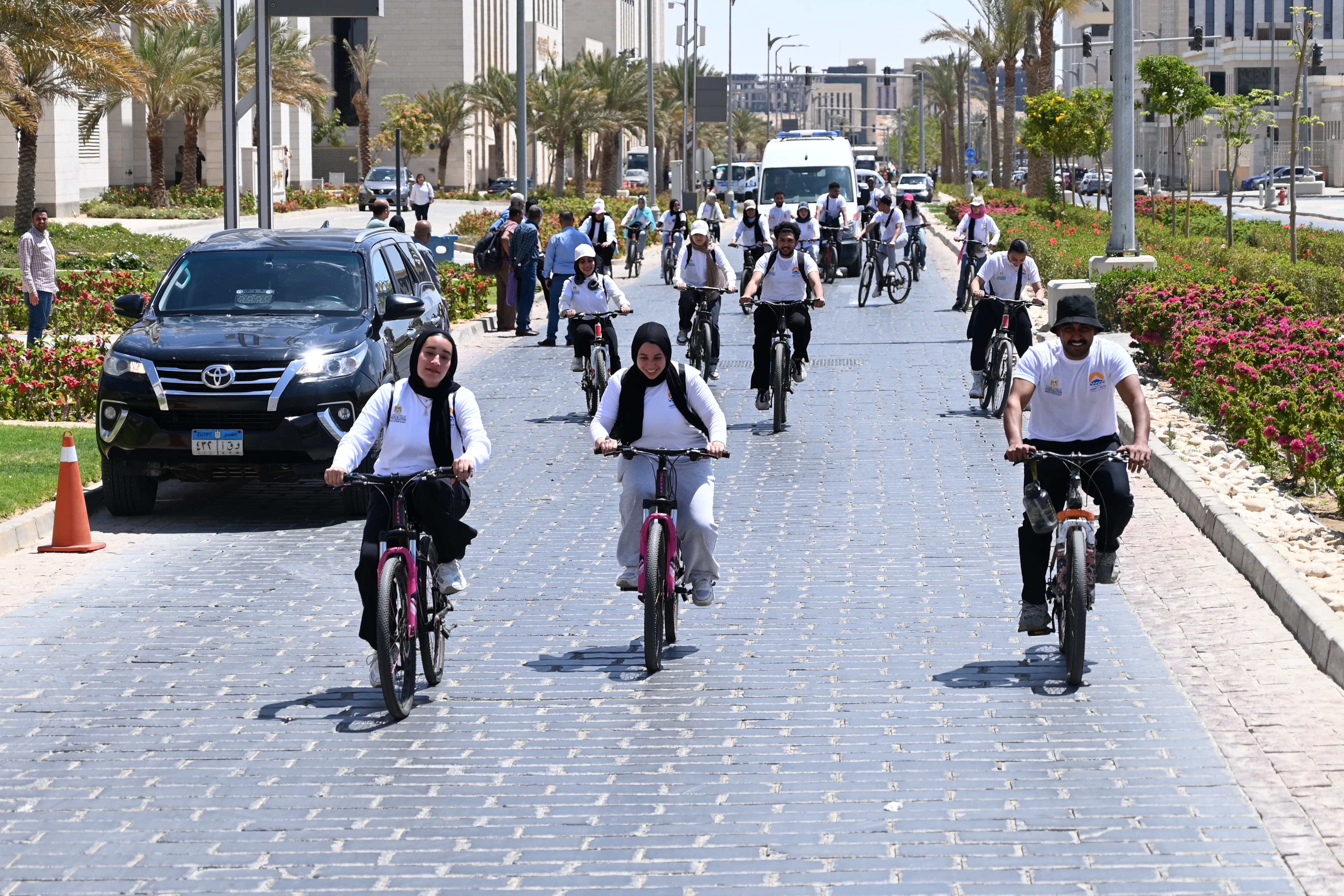 وزير الشباب والرياضة يطلق شارة بدء ماراثون دراجات جامعة 6 أكتوبر بالعاصمة الإدارية الجديدة