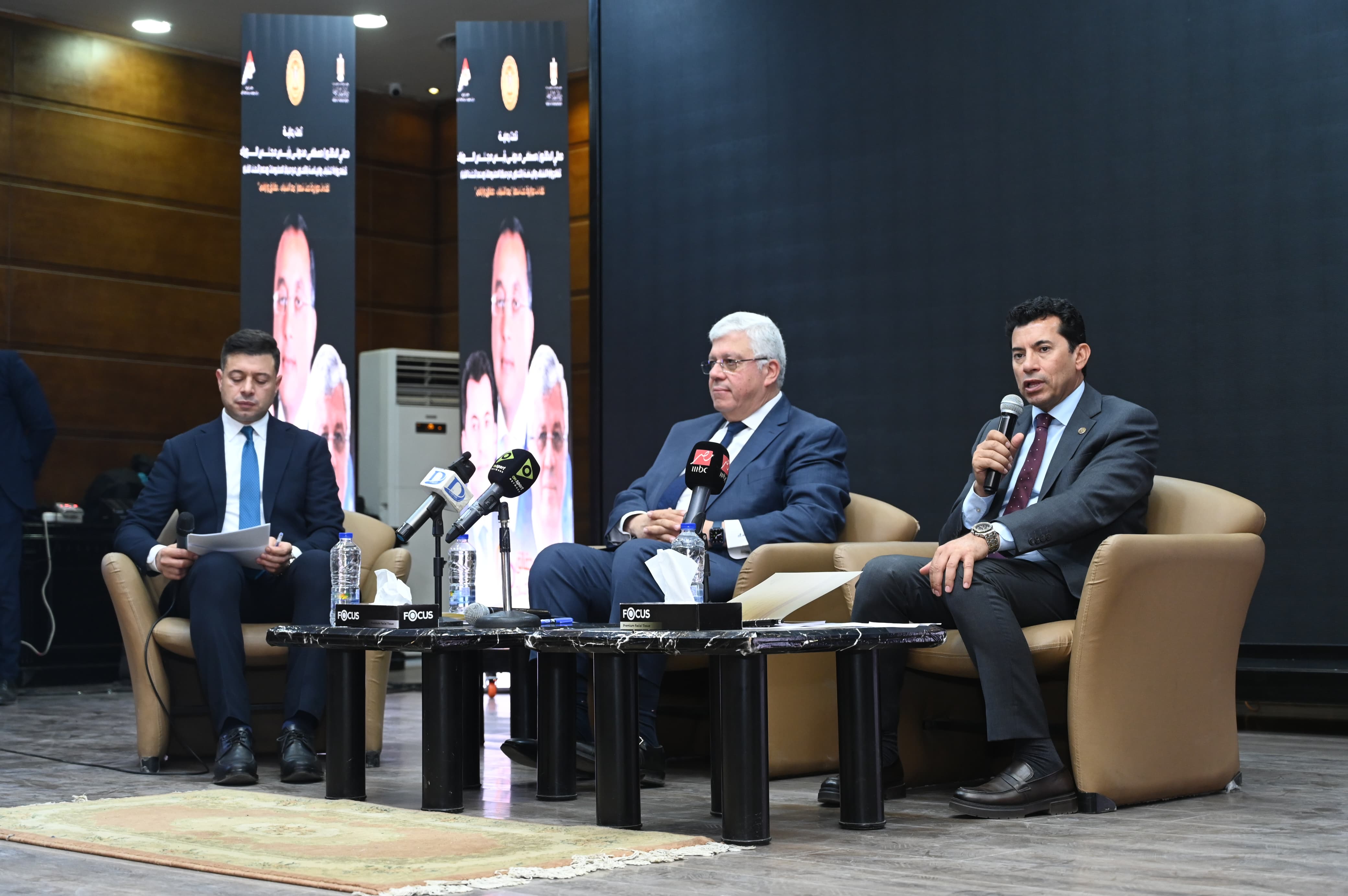 وزيرا الشباب والتعليم العالي يشهدان انطلاق سلسلة الحوارات الشبابية برعاية رئيس مجلس الوزراء