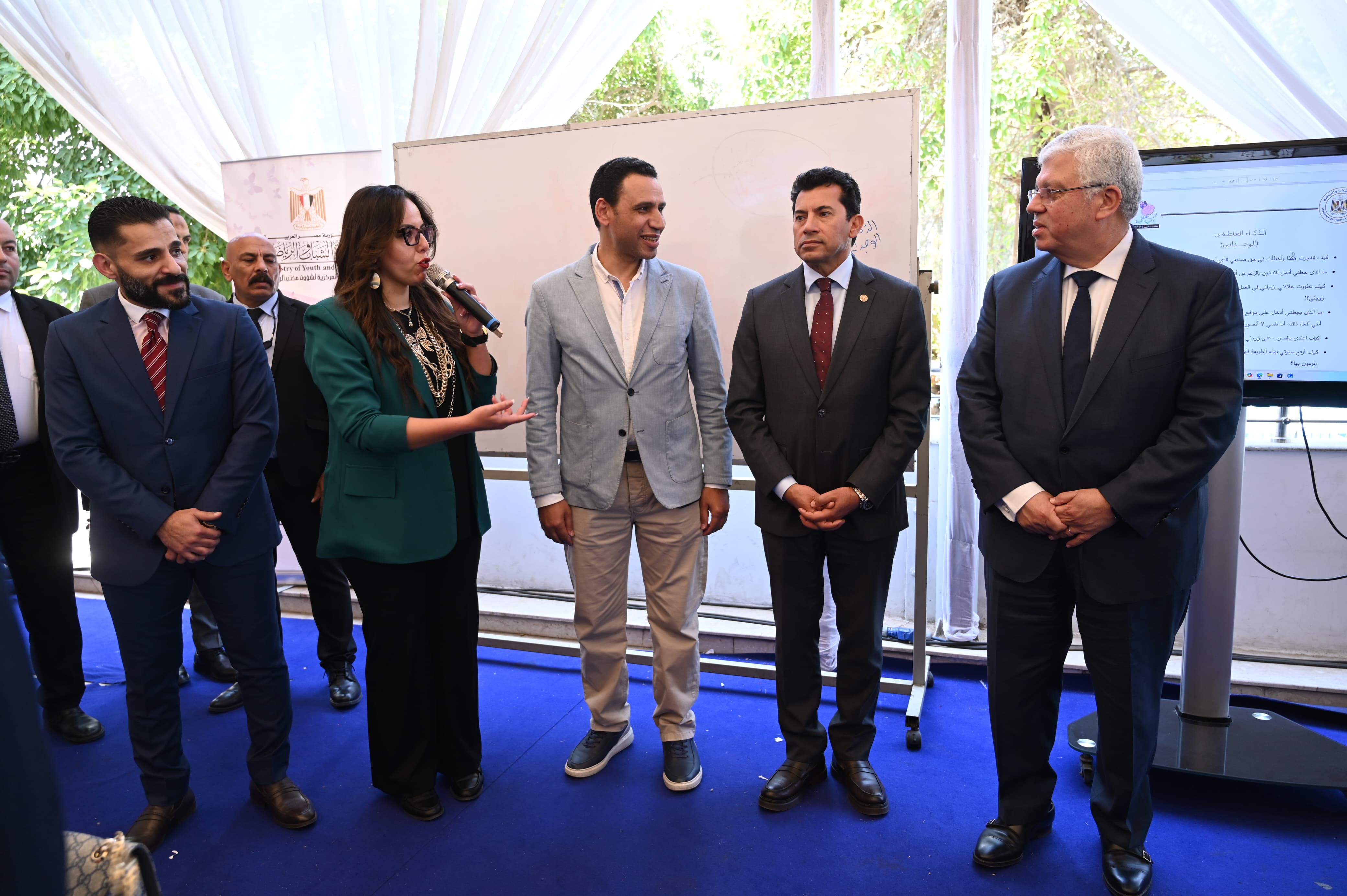 وزيرا الشباب والرياضة والتعليم العالي يتفقدان برنامج "اعرف نفسك" بمشاركة 200 شاب وفتاة