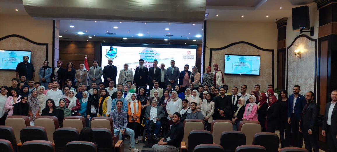 الشباب والرياضة : تدشين برنامج" مواجهة الإلحاد الإلكتروني " بمركز الإبتكار الشبابي والتعلم بالجزيرة