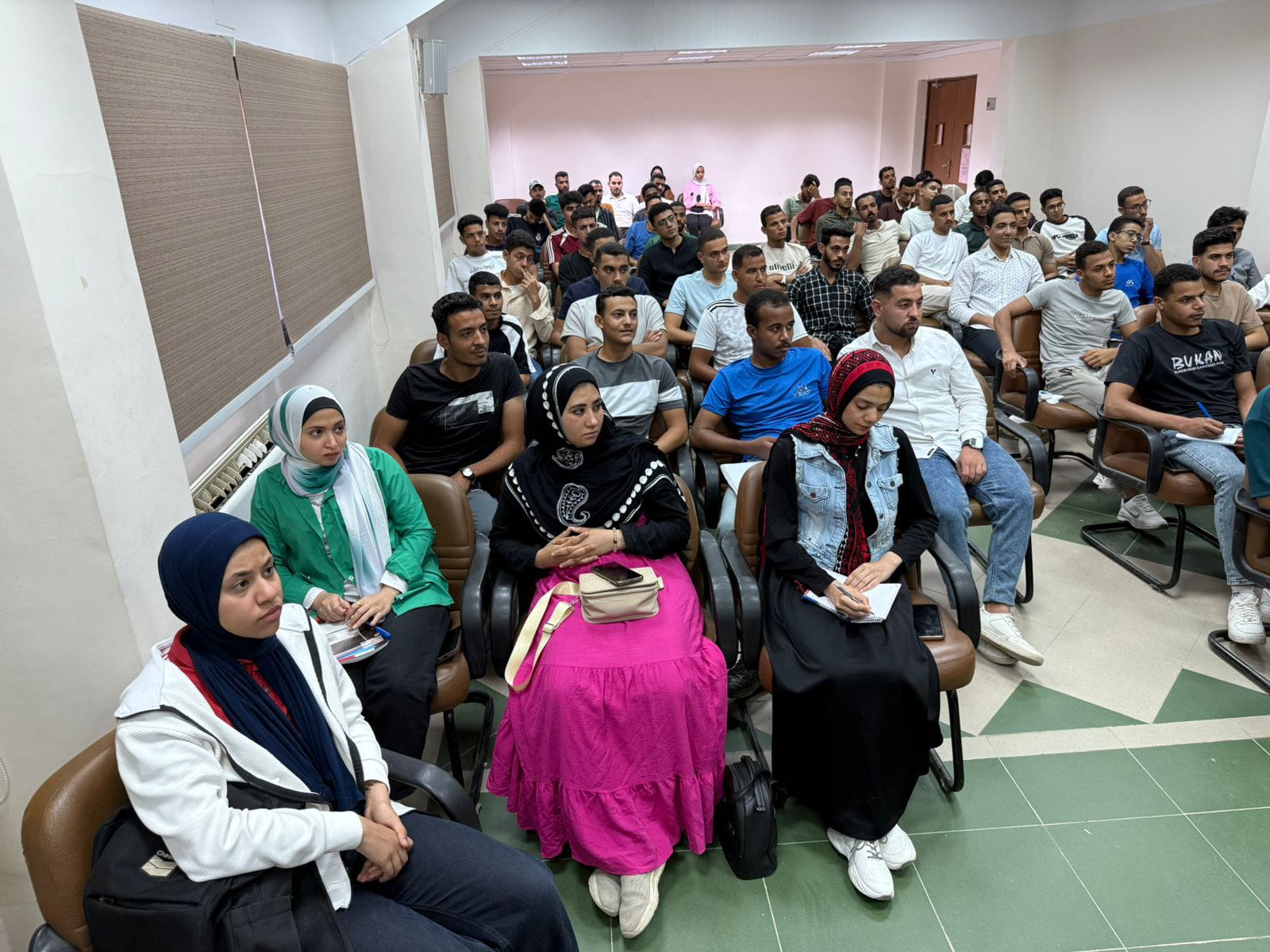 وزارة الشباب والرياضة تختتم فعاليات دورة "المدرب الشخصي" بمحافظة اسيوط