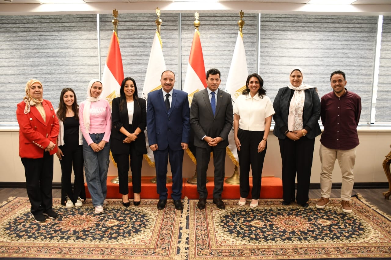 وزير الشباب يبحث مع مؤسسة “Safe Egypt” سبل التعاون في دعم التوعية المجتمعية والنفسية