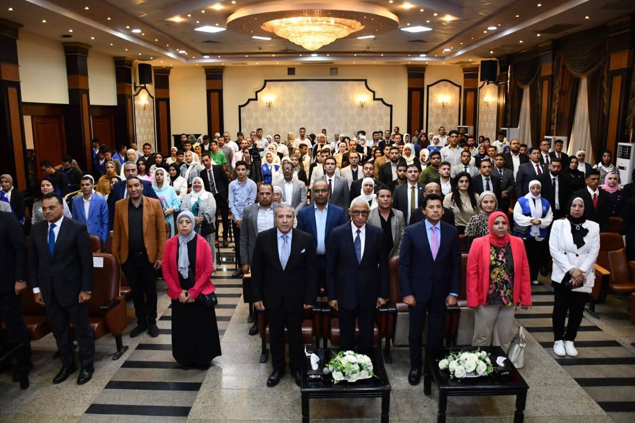 وزير الشباب  ومحافظ شمال سيناء يشهدان اللقاء الحواري الرابع بعنوان"مهددات الأمن القومي ..ثورة٣٠ يونيو  .. شعب يحمي وطن