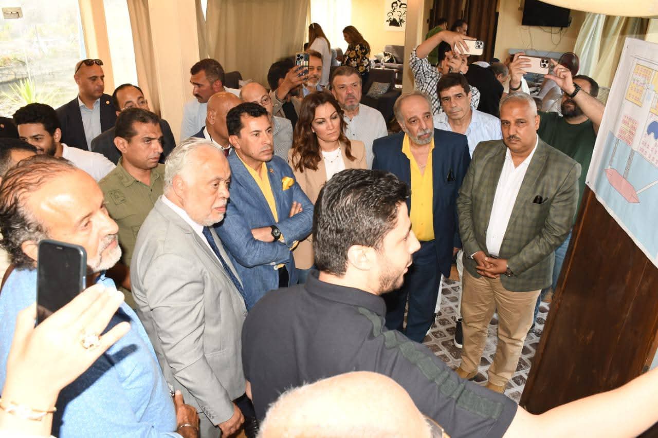 وزير الشباب والرياضة يتفقد نادي نقابة المهن التمثيلية ويوجّه بتطويره ورفع كفاءته الإنشائية والخدمية