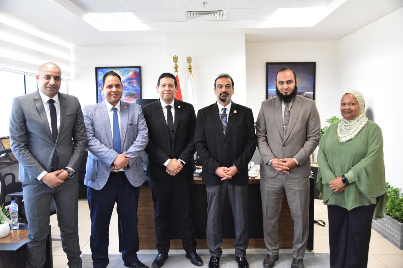 الشباب والرياضة تواصل التنسيق مع وزارة الصحة لتعزيز المشاركة الشبابية في ملفات التوعية والرعاية