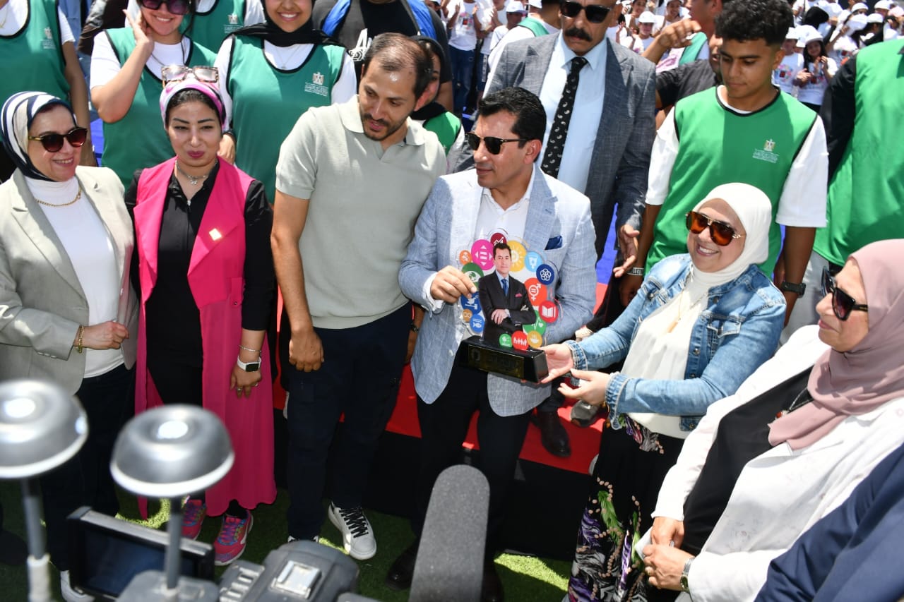وزير الشباب يشهد فعاليات مهرجان خطوة نحو حياة أفضل بنادي النادي شيراتون