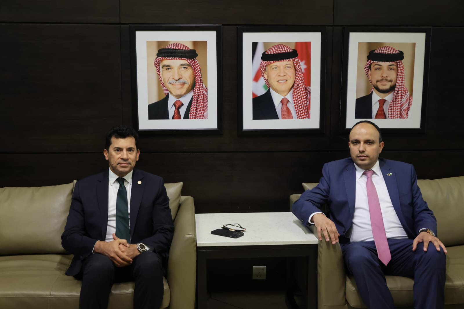 صبحى يصل إلى الأردن للمشاركة في تدشين الخطة التنفيذية للاستراتيجية العربية للشباب والسلام والأمن