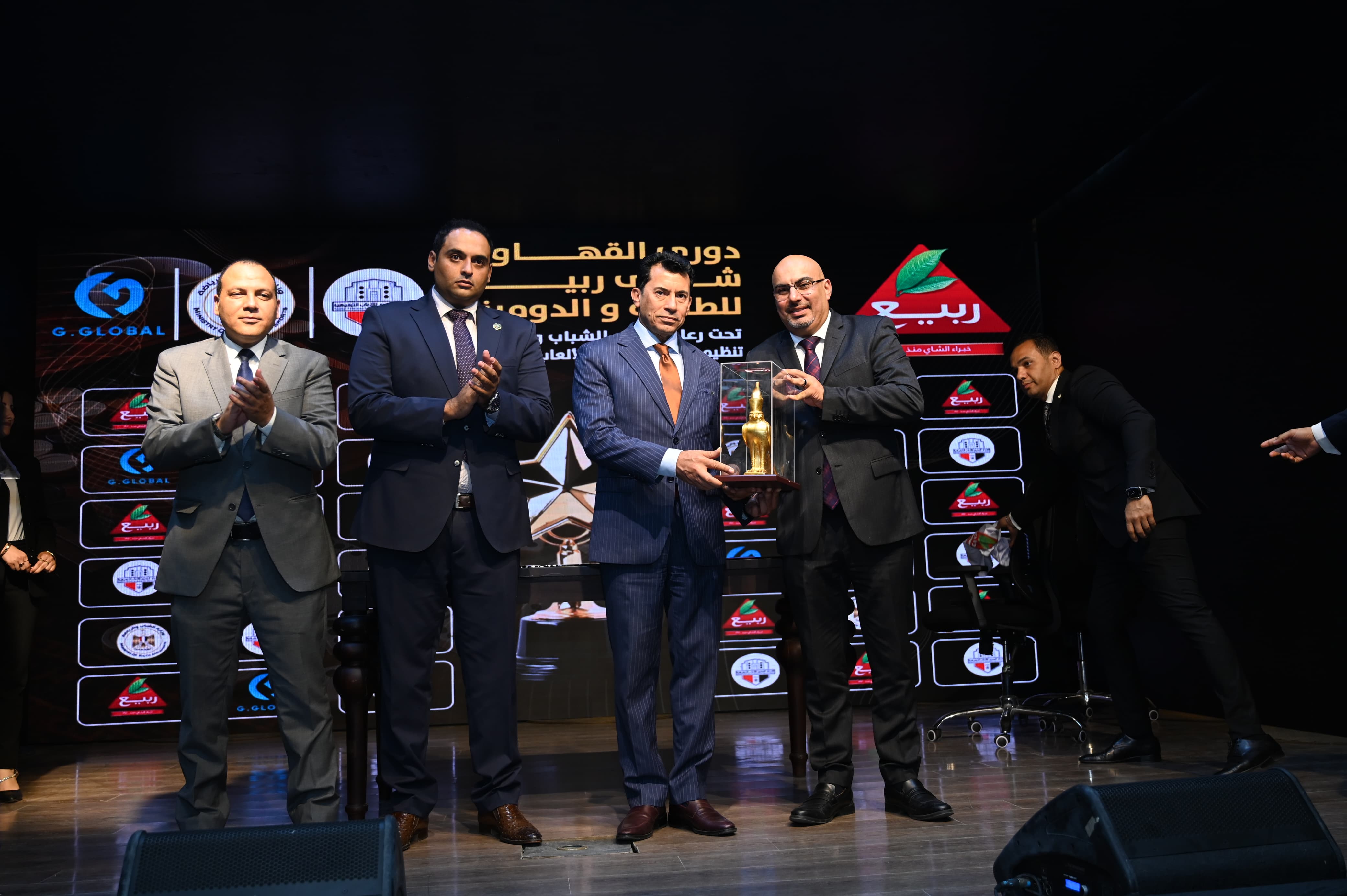 وزير الشباب والرياضة يطلق دوري القهاوي للطاولة والدومينو في نسخته الأولى